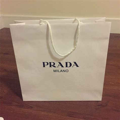 packaging di prada shopping bag di prada